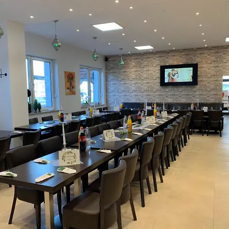 Rheinischer Hof Apartahotel 2*