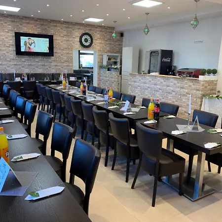 Rheinischer Hof شقة فندقية دورماغن