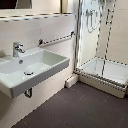 Rheinischer Hof Aparthotel 2*