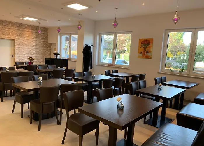 Rheinischer Hof Apartmanhotel 2*